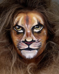 lion-face-body-paint